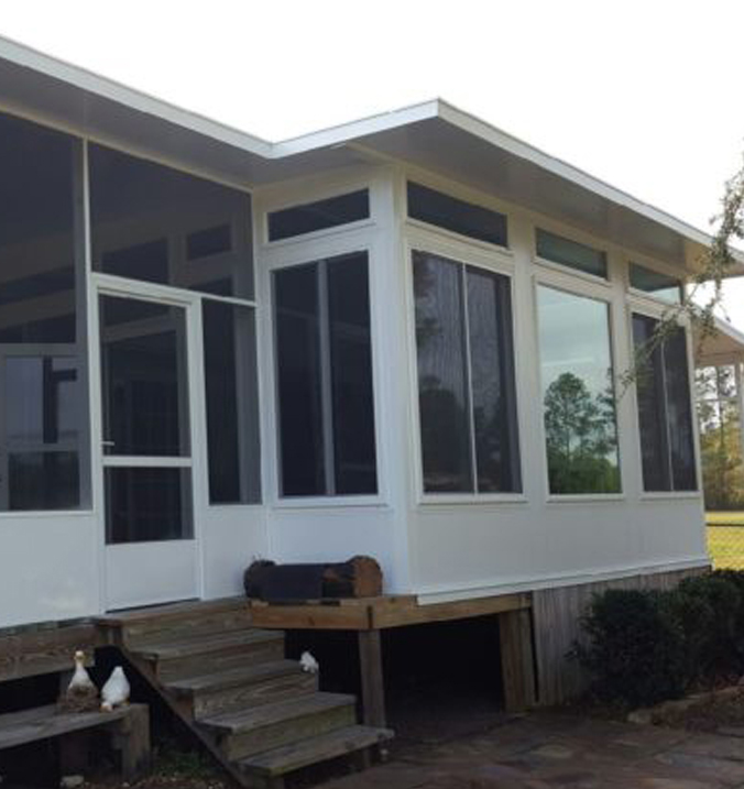 Screened porch with enclosed area